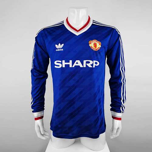 Manchester United Two Away Retro Fan Version