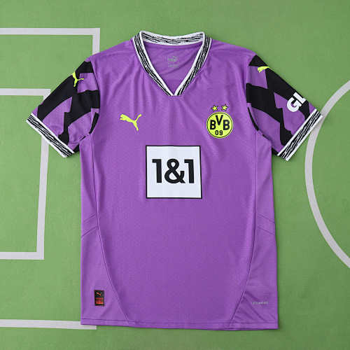 Borussia Dortmund Concept Version Player Version