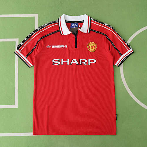 Manchester United F.C. Home Retro Fan Version