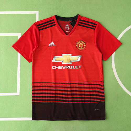 Manchester United Home Retro Fan Version