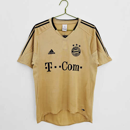 Bayern Away Retro Fan Version