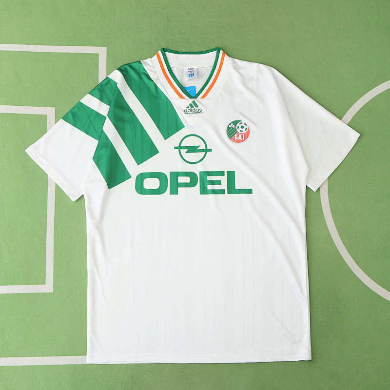 Ireland Away Retro Fan Version