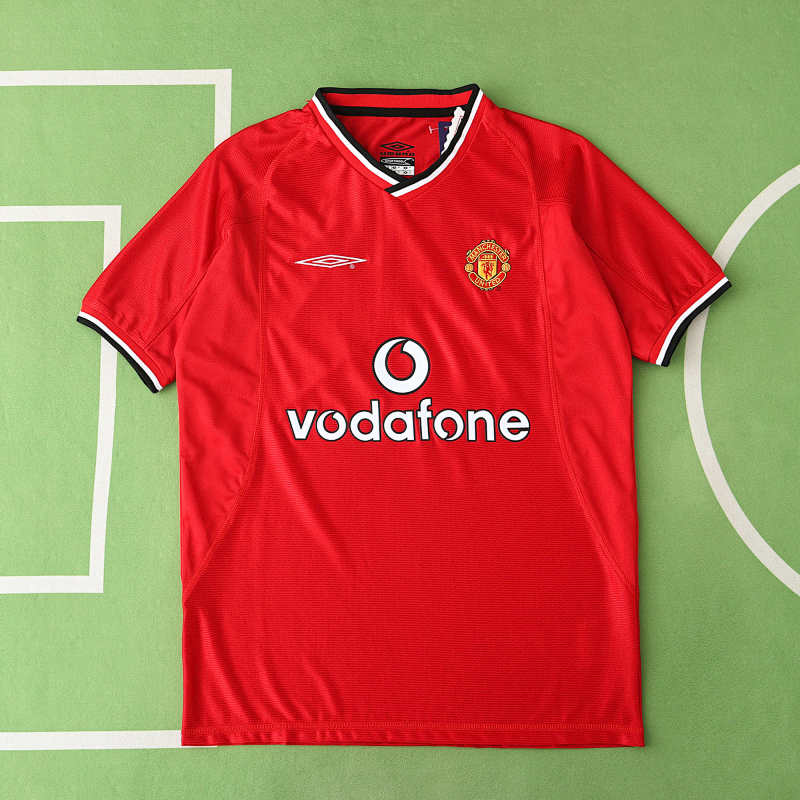 Manchester United F.C. Home Retro Fan Version