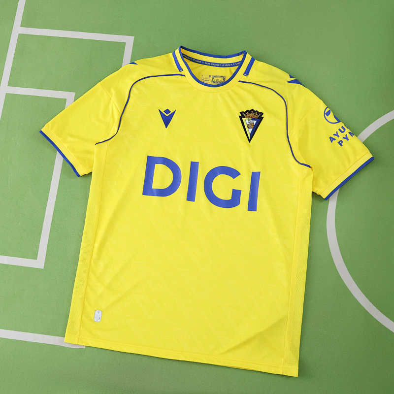 Cádiz CF Home Fan Version