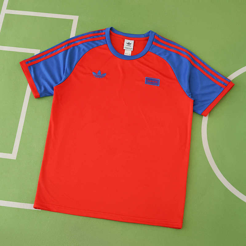 Oasis Red T-shirt