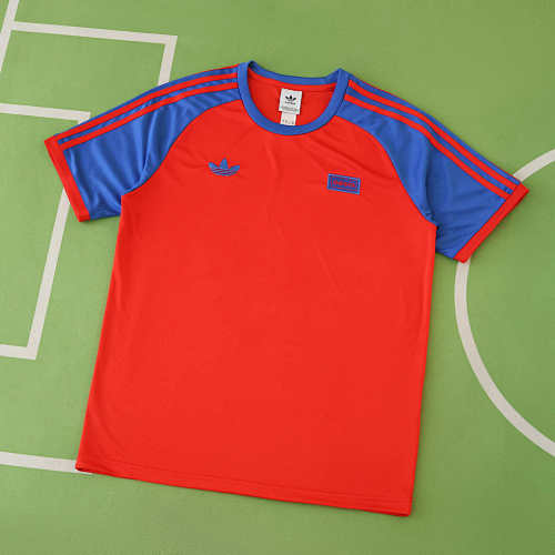 Oasis Red T-shirt