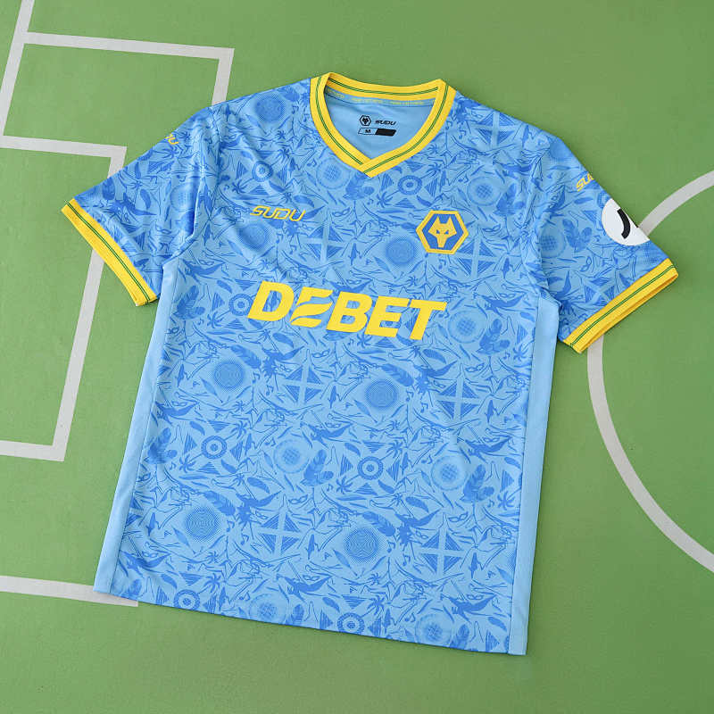Wolverhampton Wanderers F.C. Third Fan Version
