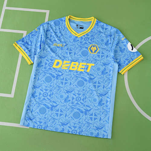 Wolverhampton Wanderers F.C. Third Fan Version