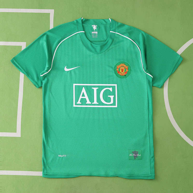 Manchester United F.C. Goalkeeper Retro Fan Version