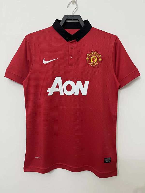 Manchester United Home Retro Fan Version