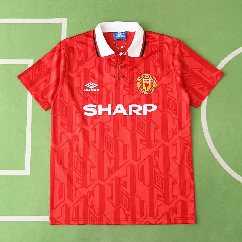Manchester United F.C. Home Retro Fan Version