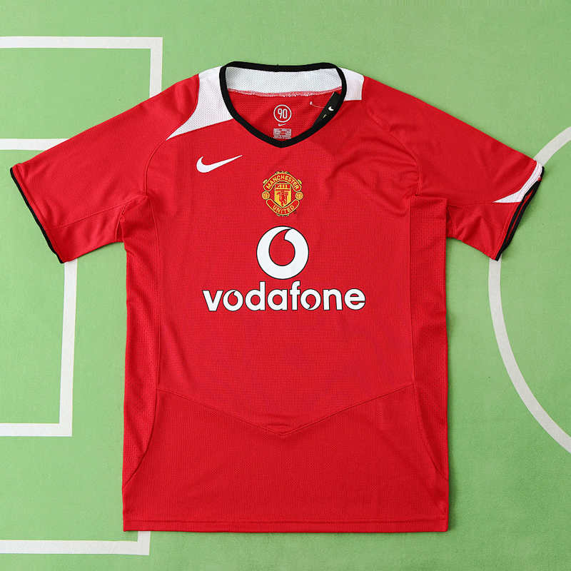 Manchester United Home Retro Fan Version