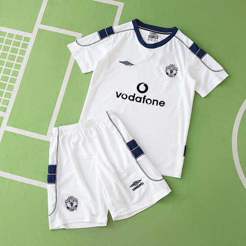 Manchester United F.C. Away Retro Kids Kit