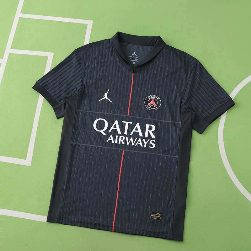 Paris Saint-Germain F.C. Fourth Player Version