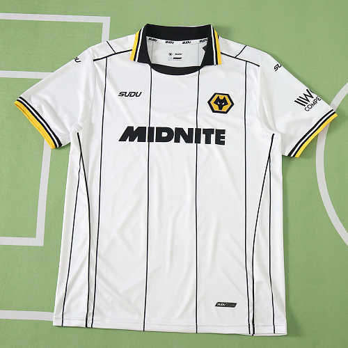 Wolverhampton Wanderers F.C. Away Fan Version