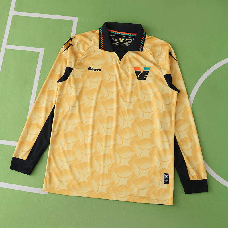 Venezia F.C. Goalkeeper Long Sleeved Fan Version