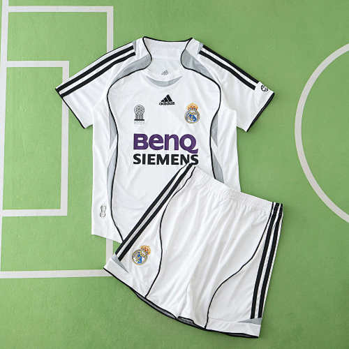 Real Madrid CF Home Retro Kids Kit