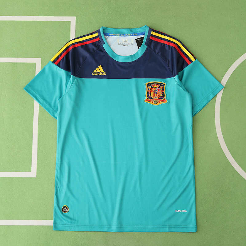 Spain Goalkeeper Retro Fan Version