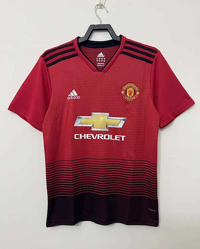 Manchester United Home Retro Fan Version