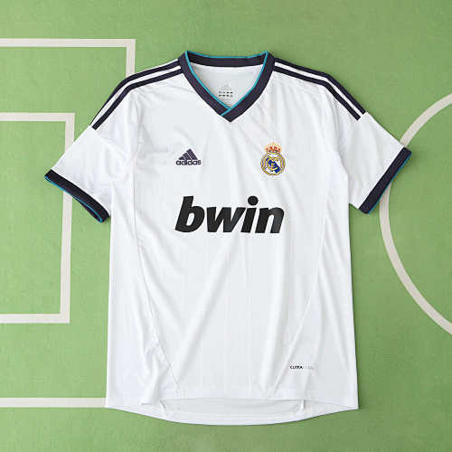 Real Madrid CF Home Retro Fan Version
