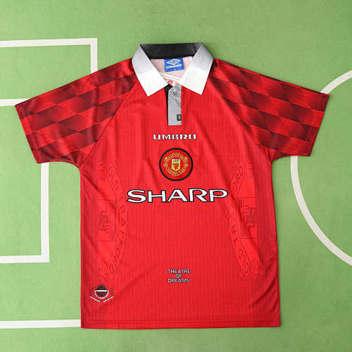 Manchester United F.C. Home Retro Fan Version