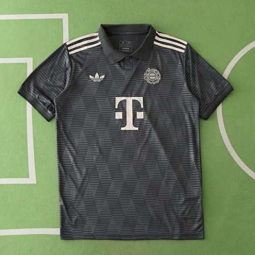 Fußball-Club Bayern München Training Clothes Fan Version
