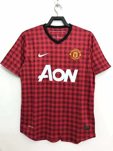 Manchester United Home Retro Fan Version