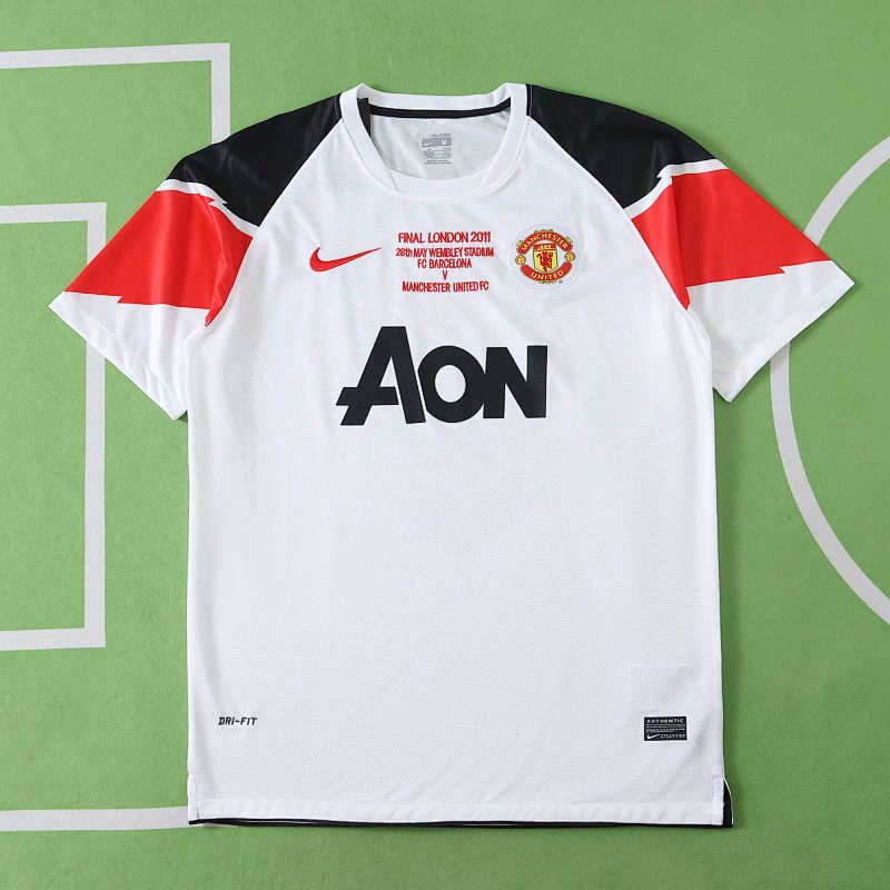 Manchester United F.C. Away Retro Fan Version