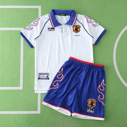 Japan Away Retro Kids Kit