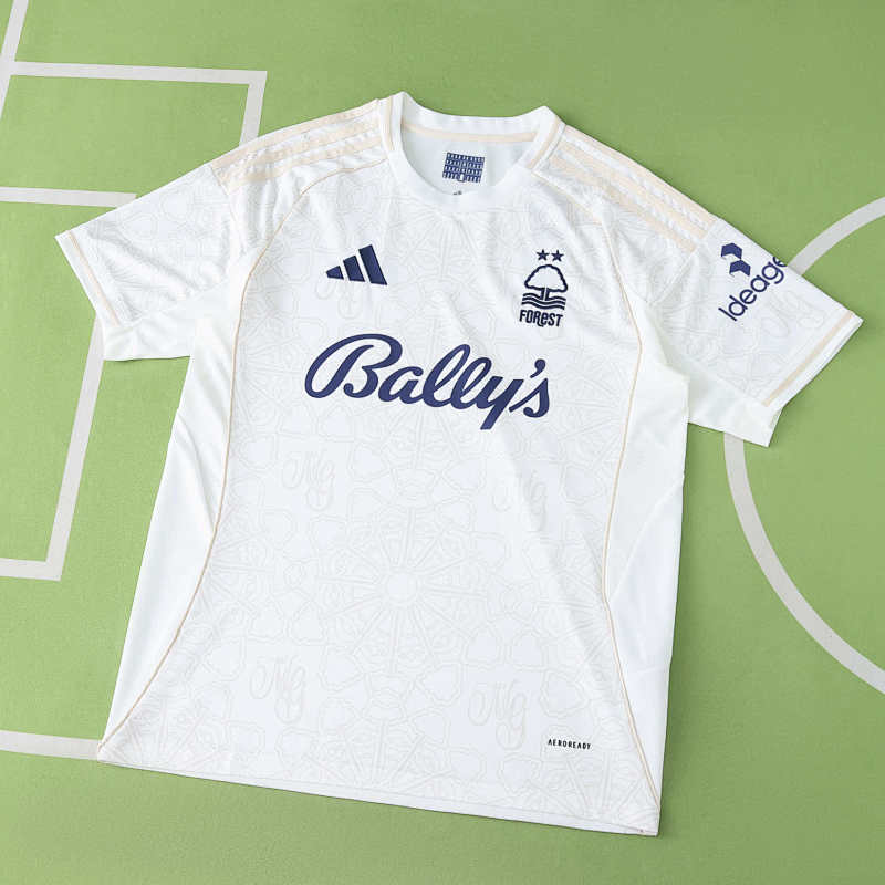 Nottingham Forest FC Away Fan Version