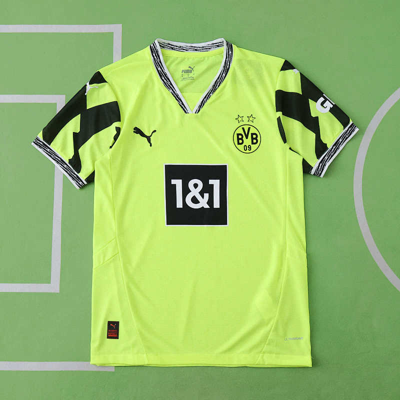 Borussia Dortmund Concept Version Player Version
