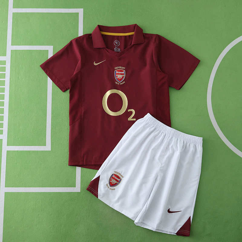 Arsenal F.C. Home Retro Kids Kit
