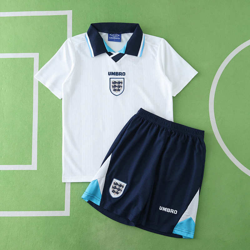 England Home Retro Kids Kit