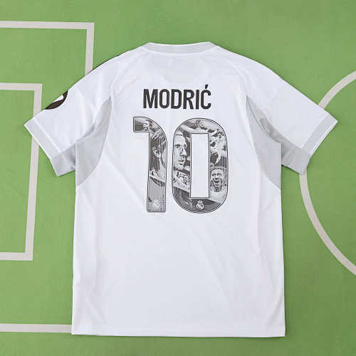 Real Madrid CF Home Modrić Concept Version Fan Version