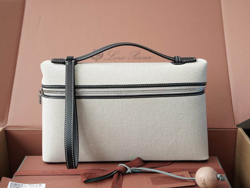 LP Extra Pouch Handbag