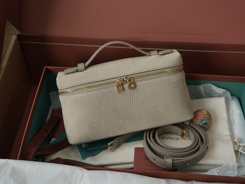 LP Extra Pocker Handbag Crossbody Bag