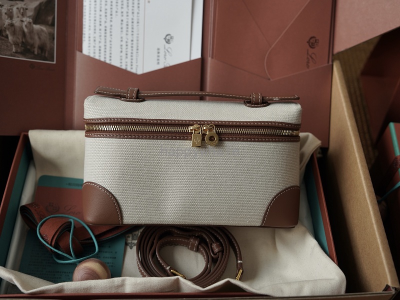 LP Extra Pocker Handbag Crossbody Bag