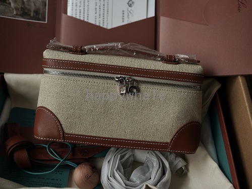 LP Extra Pocker Handbag Crossbody Bag