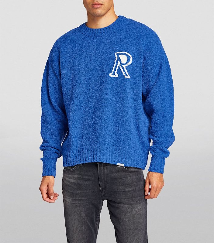 Represent R S M L XL