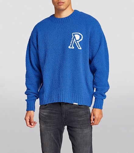 Represent R S M L XL