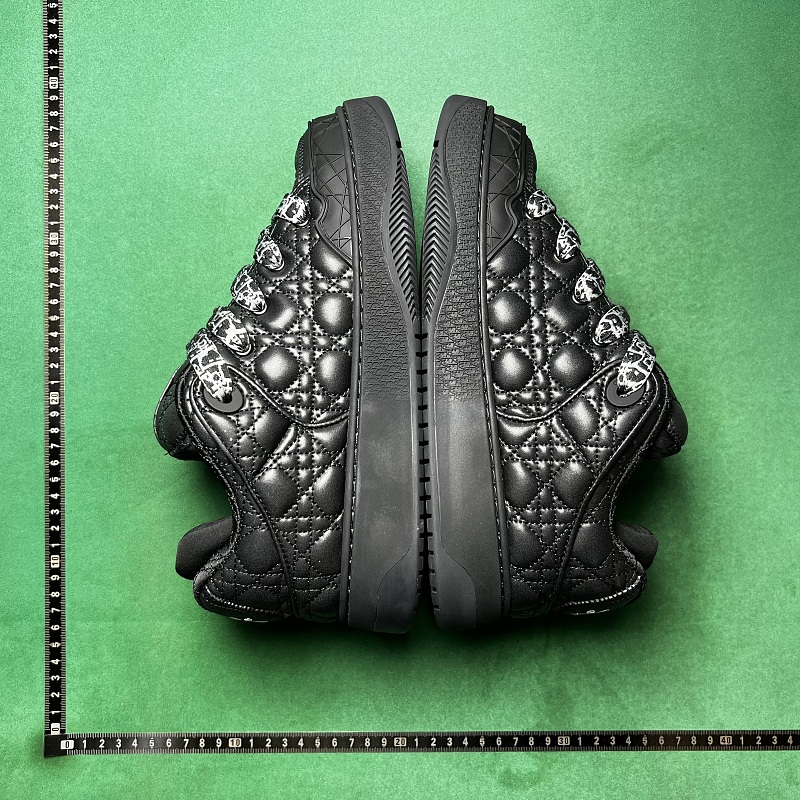 Dior sneakers