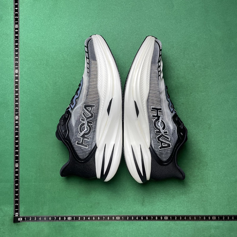 BD Batch Hoka One Speedgoat 6 ZL 1.0