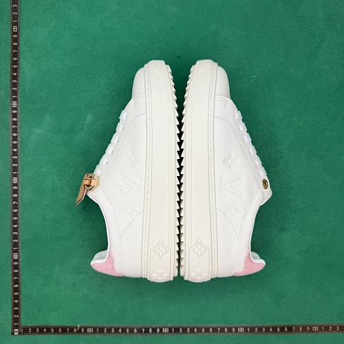 TT Batch Louis Vuitton Time Out