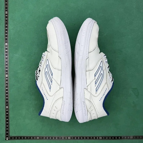 TT Batch Balenciaga Hamptons Worn-Out