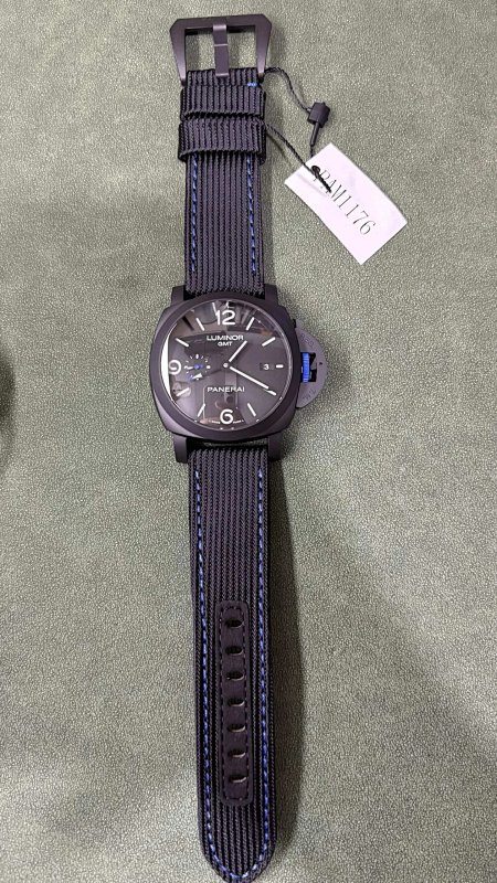 Panerai VS Pam 44mm