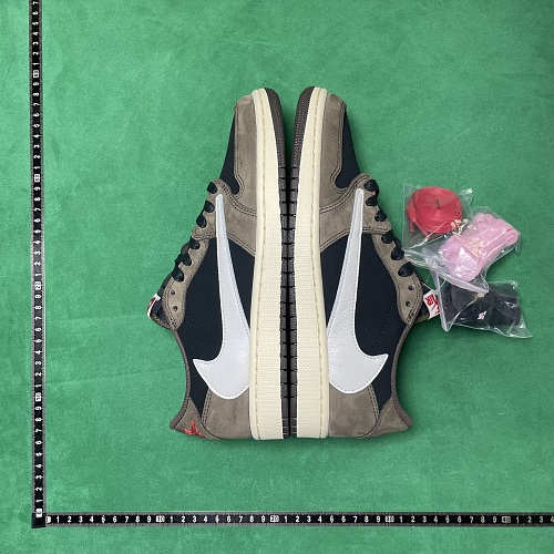 GD Batch DG Travis Scott X Jordan Air Jordan 1 Low OG TS SP ZL 1.4