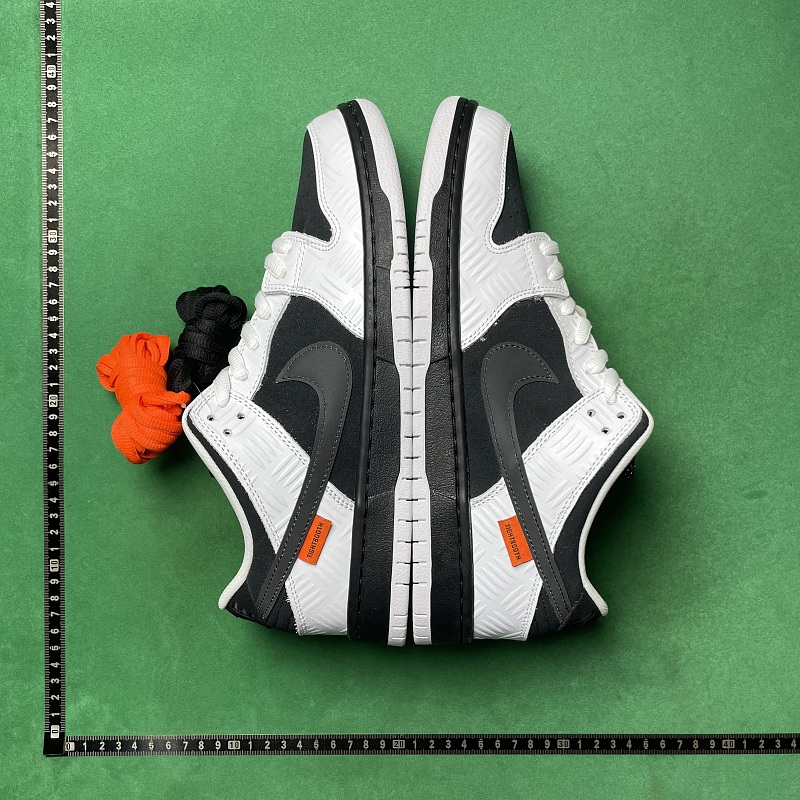 GD Batch Top Tightbooth Batch X Nike Dunk SB Low ZL 1.3