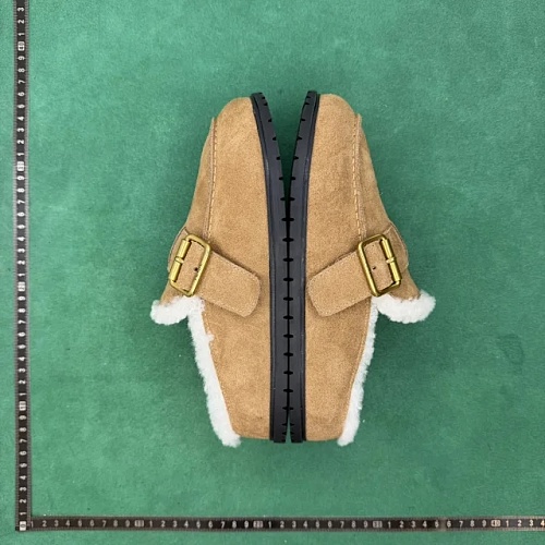 Prada slides