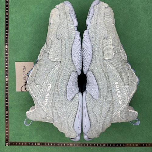 TT Batch Balenciaga Triple S ZL 2.6
