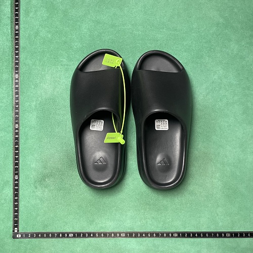TD Batch Adidas Originals Yeezy Slide Granite Eva ZL 0.9